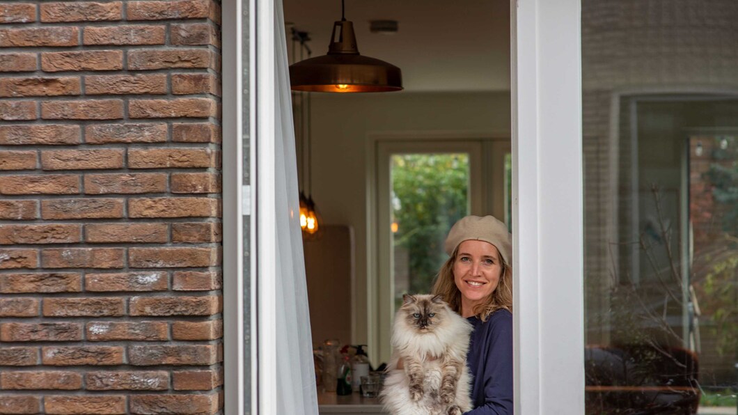 woning vrouw met kat
